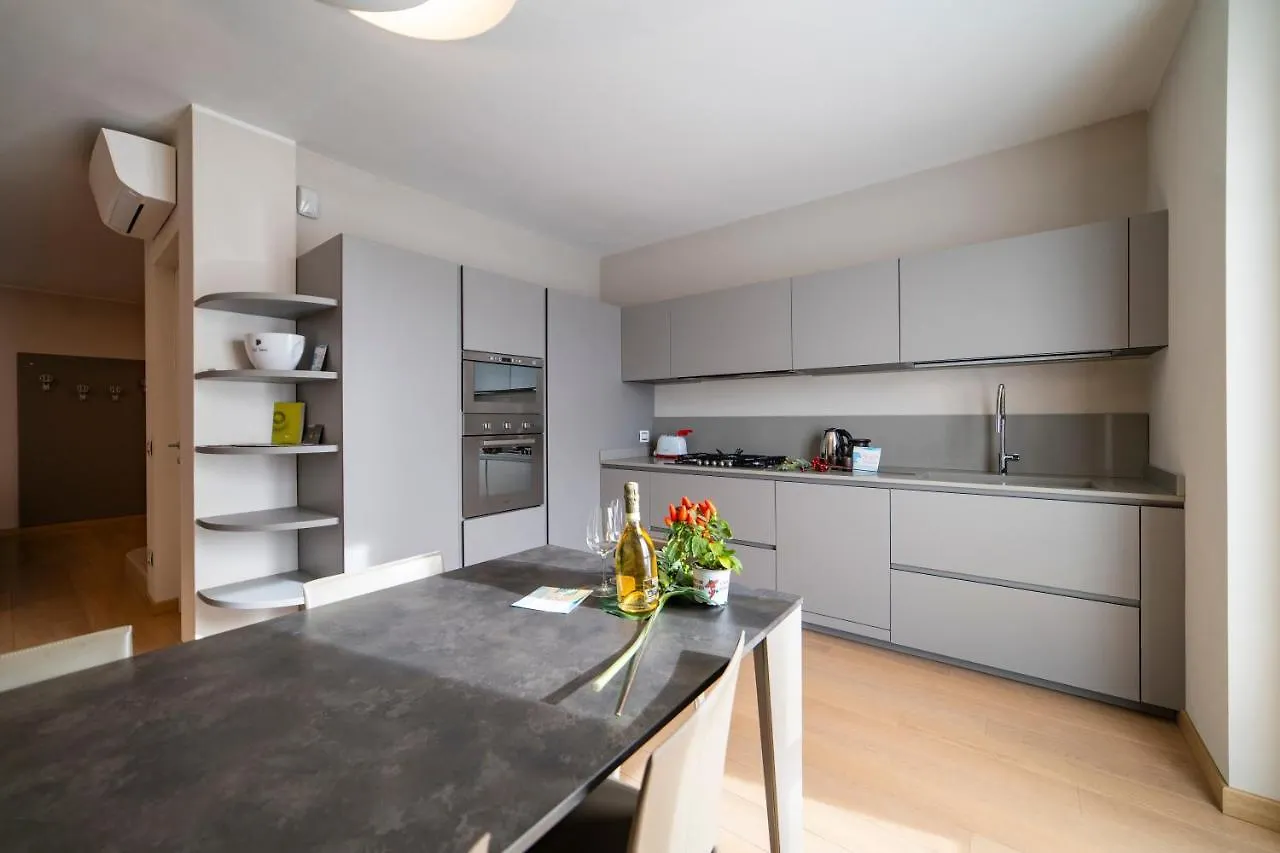 Villa La N ° 1 - Spacious & Modern Monticelli Brusati Tatil Evi